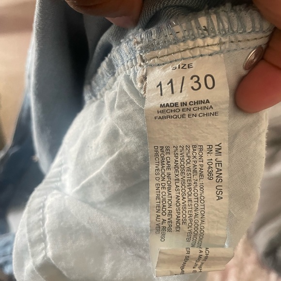 Distressed Jean Shorts - Picture 3 of 3